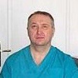 Врач Дубов Владимир Иванович