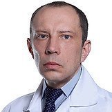 Врач Каюшев Петр Евгеньевич