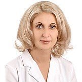 Врач Ушакова (Овчинникова) Анна Дмитриевна