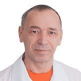 Врач Серов Леонид Владимирович