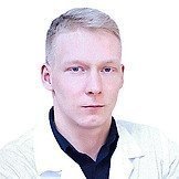 Врач Шадрин Александр Андреевич