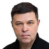 Врач Власов Павел Глебович