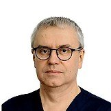 Врач Жуйков Виктор Николаевич